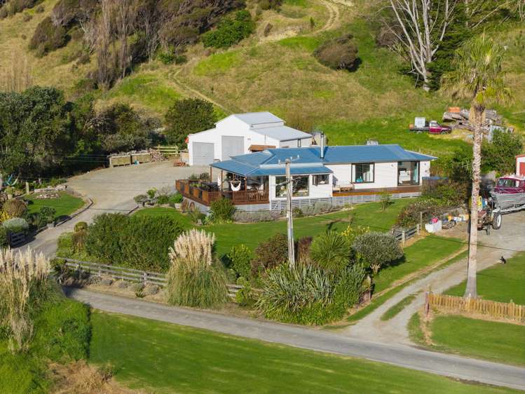 108 Waiotu Road Tokomaru Bay_4
