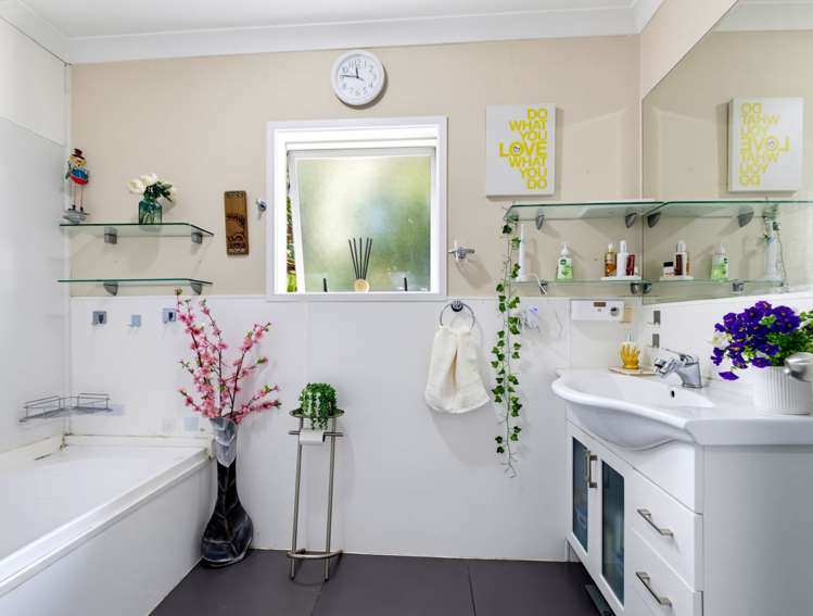11 Norman Road Titirangi_11