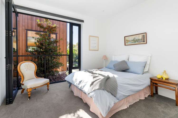 35 Poynder Avenue Merivale_21