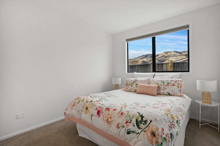 37 Wallis Drive Cromwell_14