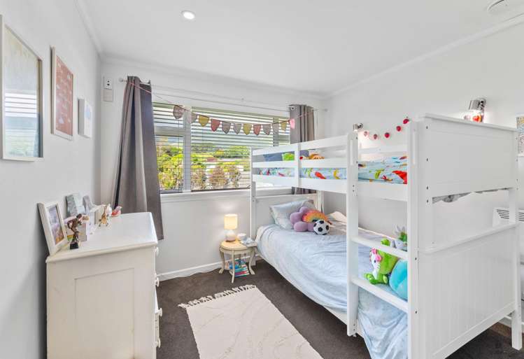 2 Matipo Street Waikanae_21