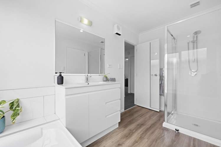 8 Evergreen Glade Papamoa Beach_16