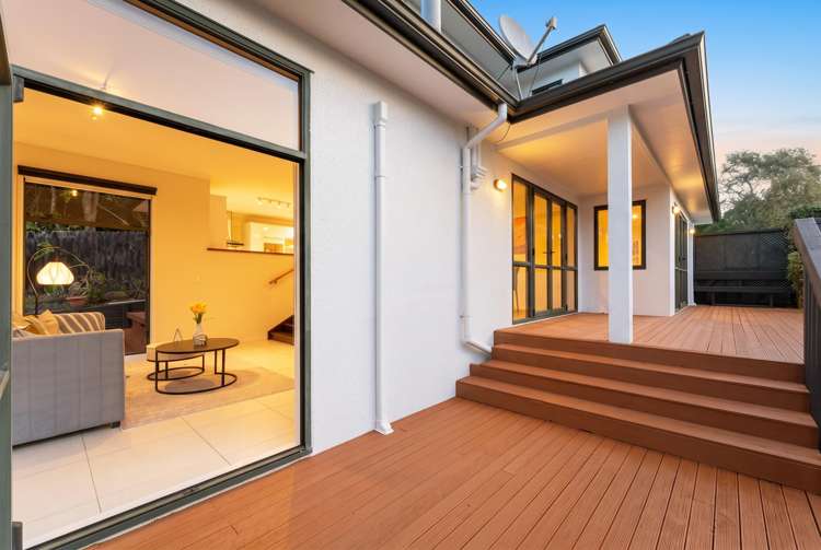 12B Kimberly Grove Greenhithe_19