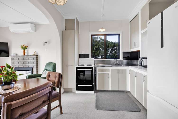 158 Tasman Street Opunake_9
