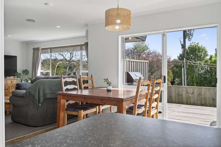 9 Meadowviews Drive Welcome Bay_14