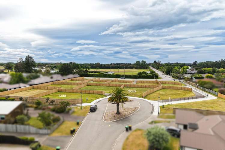 Belgrave Estate Sections, Belgrave Drive_3