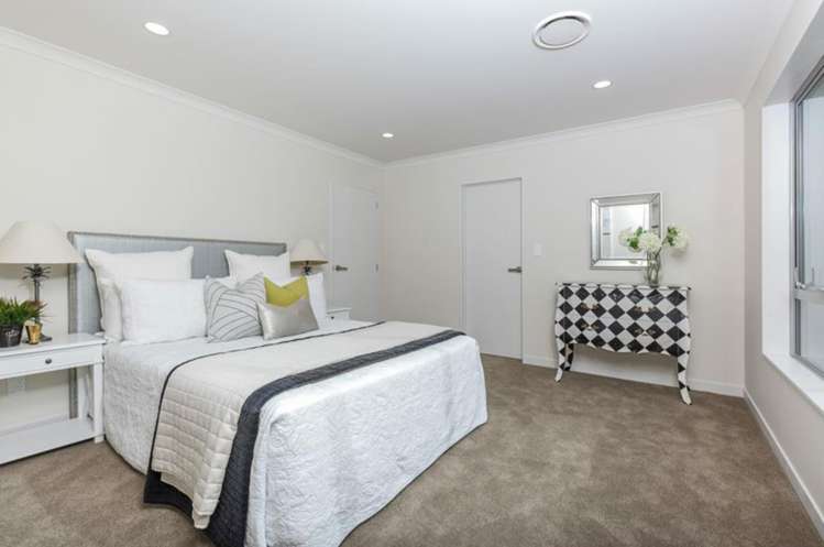 98 Colonial Drive Silverdale_19