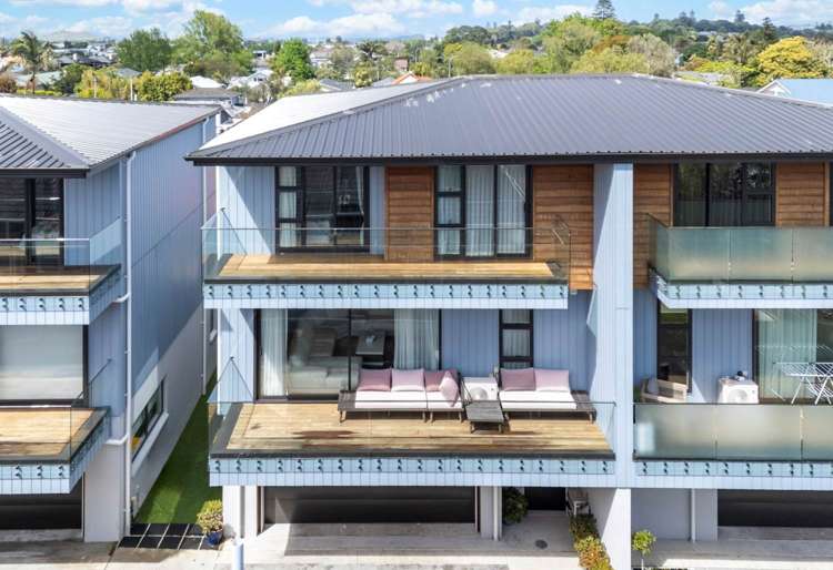 2/24 Pah Road Epsom_0