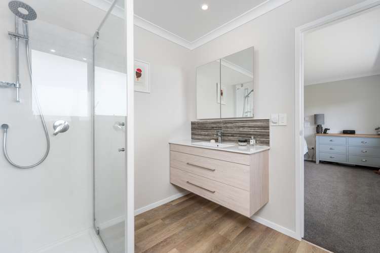 8 Carex Grove Foxton Beach_17