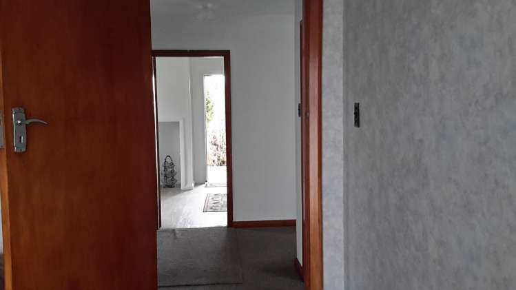 37 Scobie Road Waverley_18