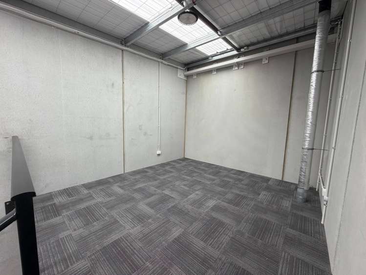 24/74 Westpoint Drive Hobsonville_6