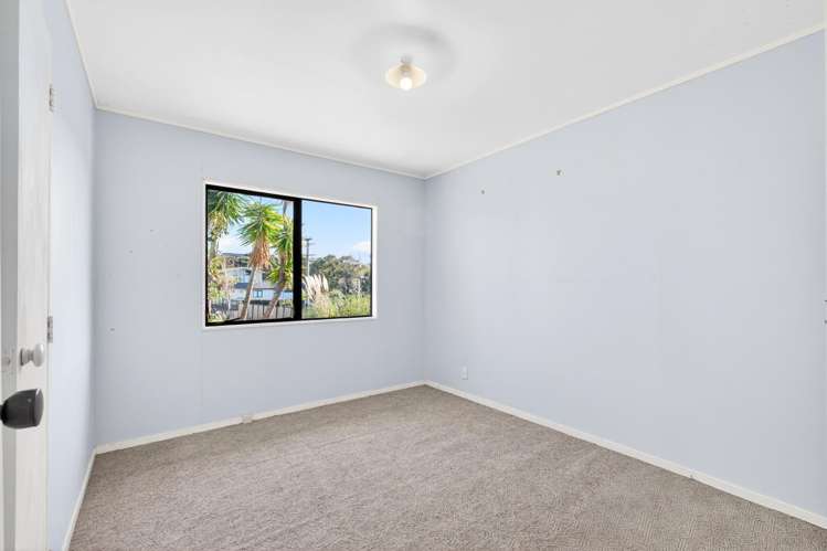 17 Bell Road Beachlands_11