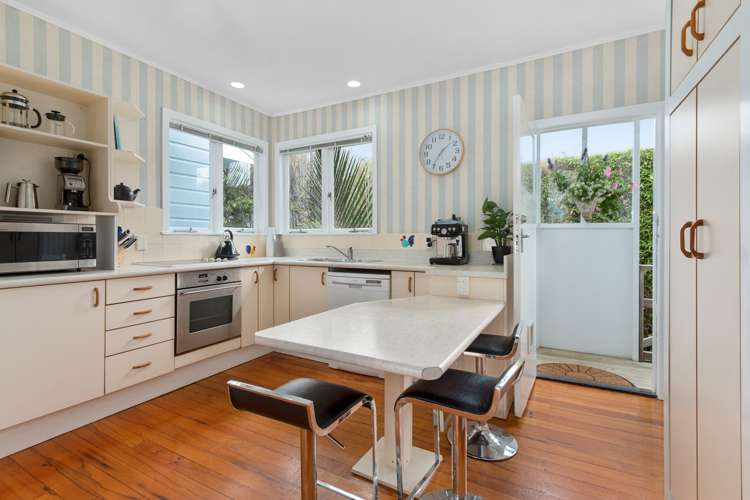 8 Garden Place Mount Eden_11