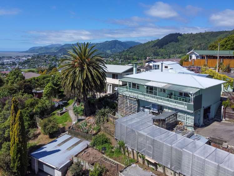 27 Ariesdale Terrace Toi Toi_15