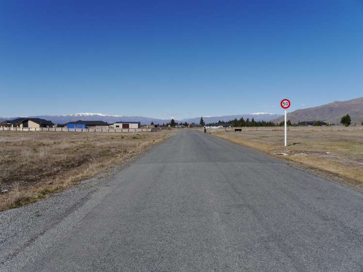 31 The Drive Twizel_11