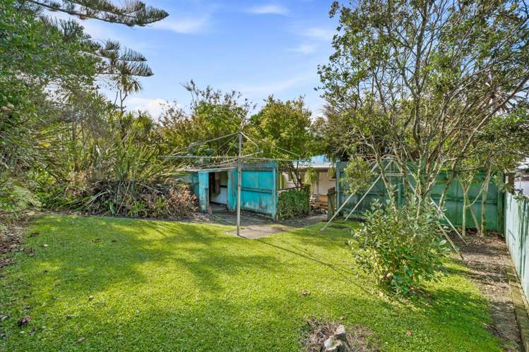 25 Lowtherhurst Road Massey_16