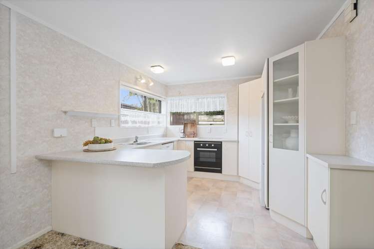 21 Matuhi Rise Henderson_6