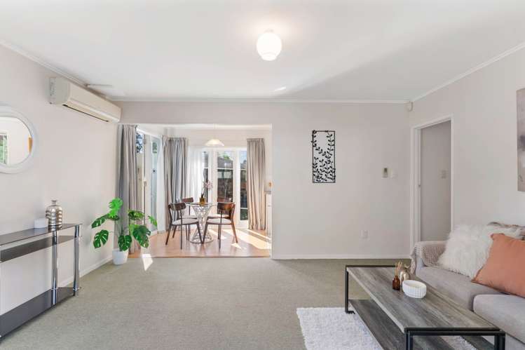 5A Woodvale Road Glen Eden_19