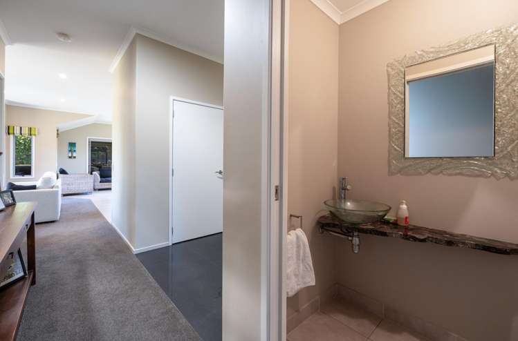 6 Ryeland Avenue Wakefield_29