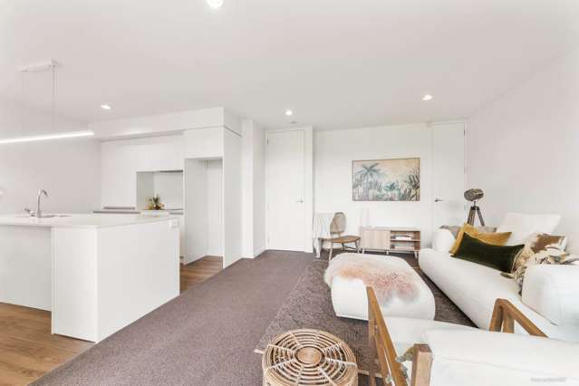 5 Bickerton Way Flat Bush_4