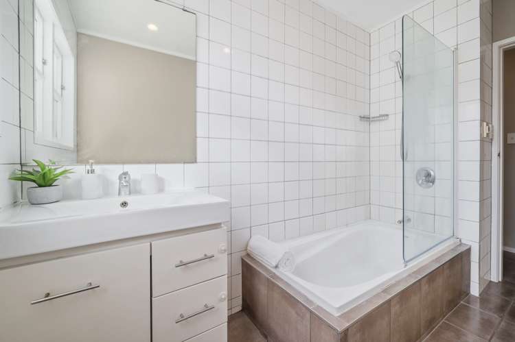 7 Rimuvale Street Pukehangi_13