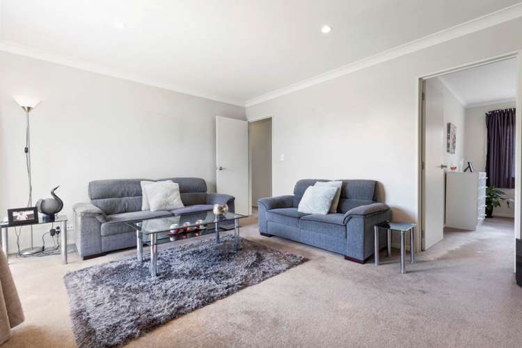 2 Bellshill Close Wattle Downs_9