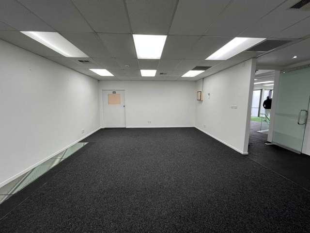 Unit 2/322 New North Road Kingsland_1