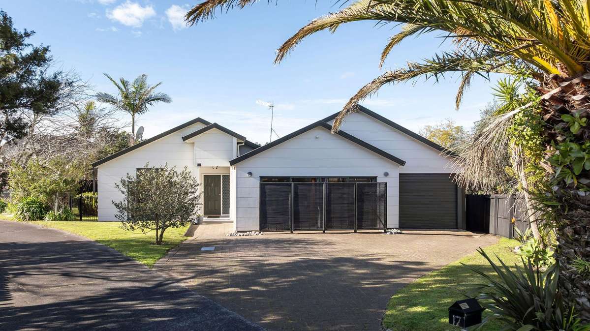 17 Robina Court_0