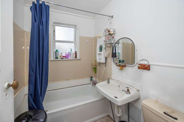 92 & 94 Peachgrove Road Hamilton East_14