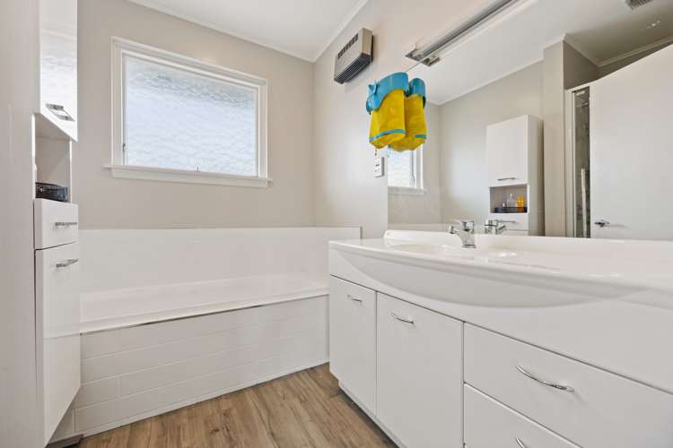 62 Hargood Street Woolston_17