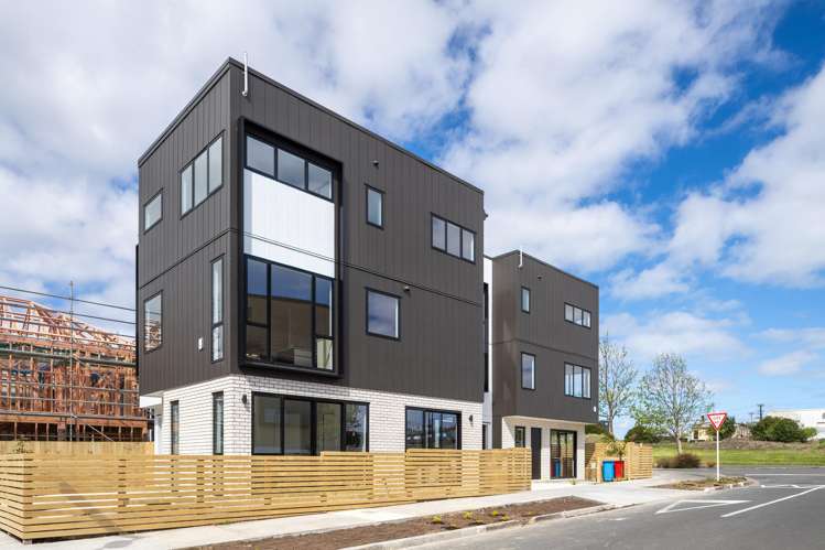 2 Falcon Crescent Hobsonville_39
