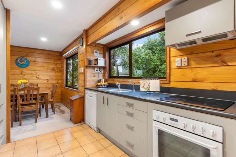 2/56 Blockhouse Bay Road Avondale_8