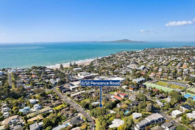 2/12 Penzance Road Mairangi Bay_36