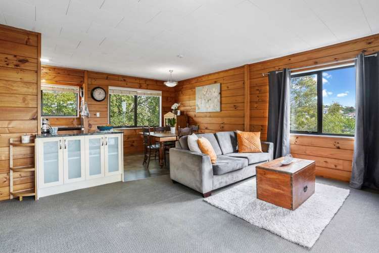 2/610 Beach Road Browns Bay_4