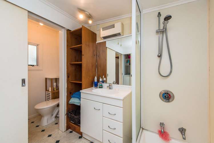 7 Central Avenue Gonville_15