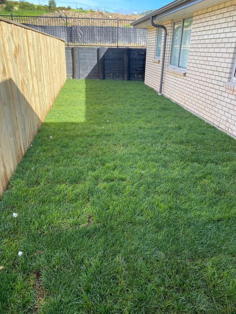 8 Urumaraki Avenue Helensville_16