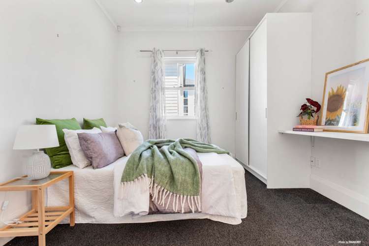 309 Lake Road Hauraki_12