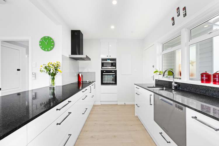 96 Sunrise Avenue Mairangi Bay_9