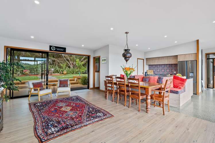 1140 Russell Road Helena Bay_10