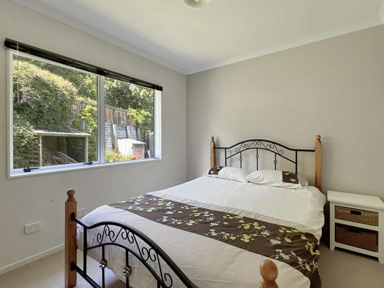 1377E Manawahe Road Manawahe_21