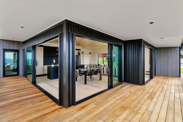 2 Blue Moon Rise Langs Beach_16