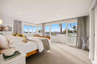 7 View Road_4
