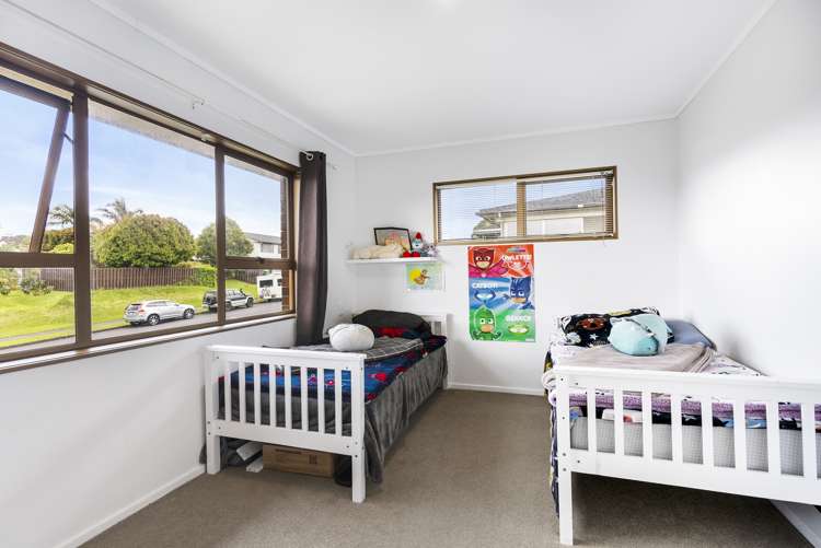 32 Kurnell Drive Botany Downs_11