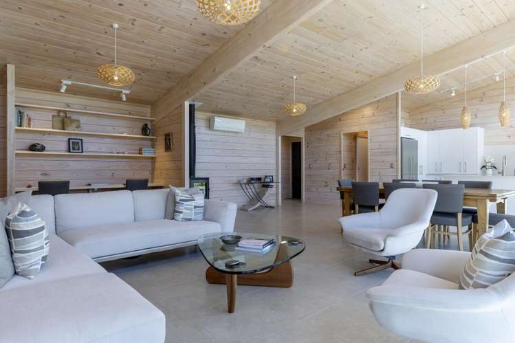 2 Paulines Way Wharewaka_20