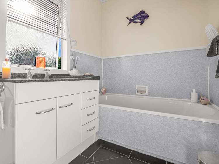 447 Hoturoa Stret Kawhia_15