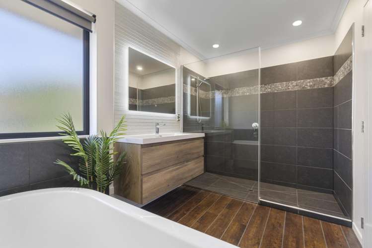 9 Adian Way Loburn_16