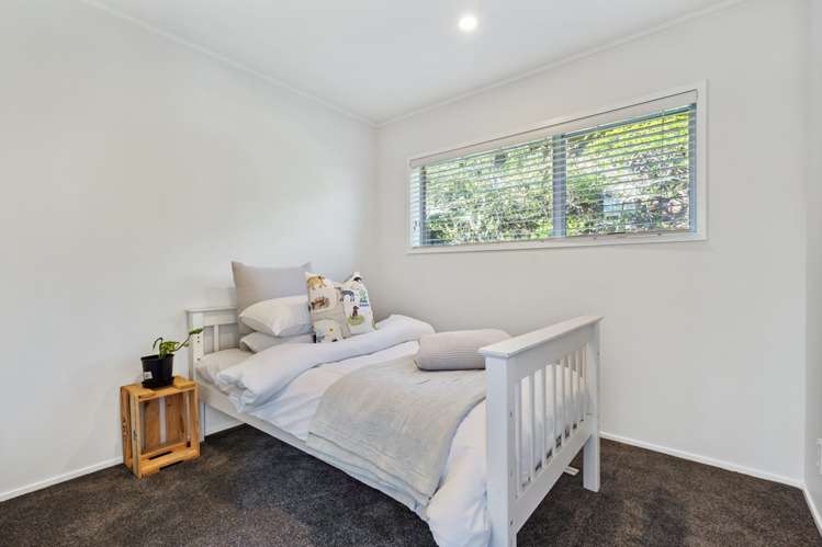 1/9 Paruru Avenue Northcote_15