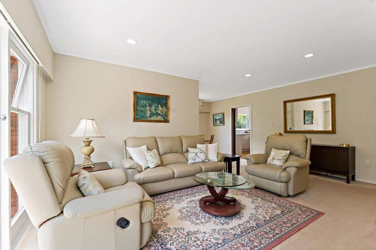 8 Sorrel Crescent Bucklands Beach_9