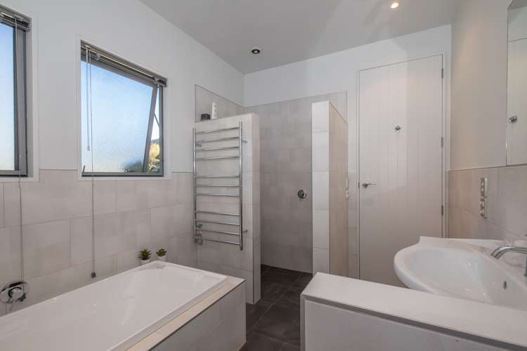 8 Grierson Lane Albert Town_7