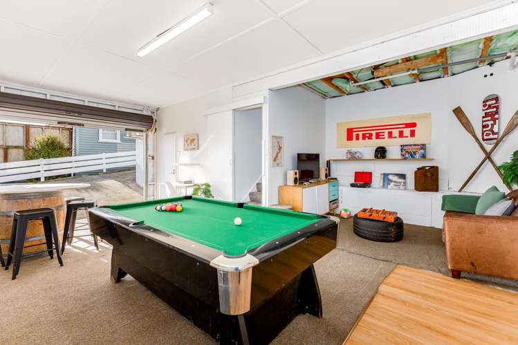49 Handyside Street Tawa_16